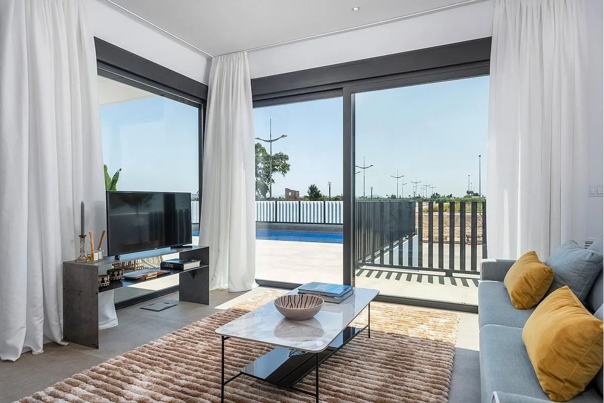 Exclusieve luxe villa's met privé zwembad in het zuiden van Alicante foto 2