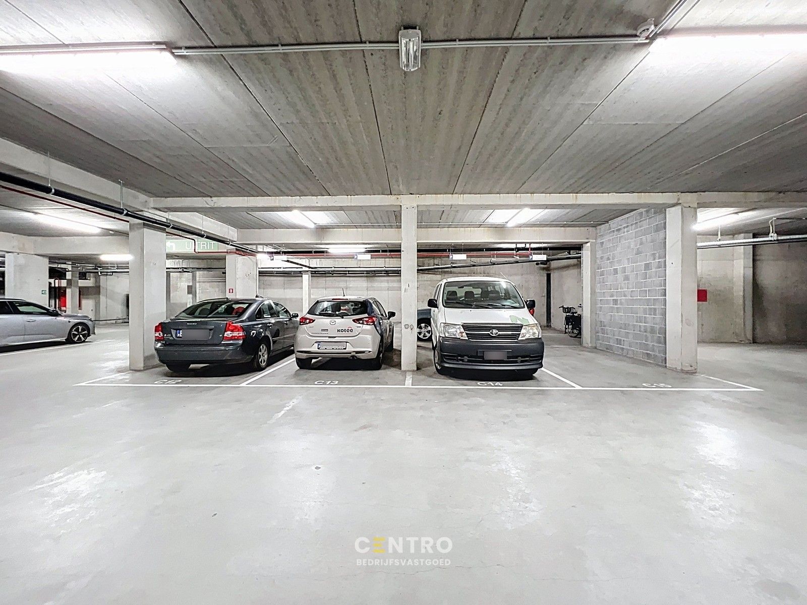 Modern kantoor op een rustige, vlot bereikbare locatie te Roeselare, ideaal voor vrije beroepen en zelfstandigen. foto 23