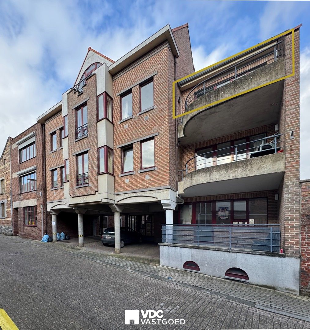 Mooi appartement met 2 slaapkamers in centrum Borgloon foto 11