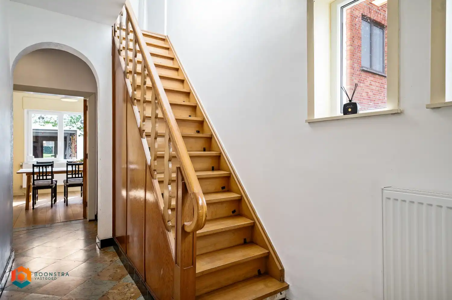 Leuke woning met 3 slpkrs en vergund magazijn/loods van 300m² foto 9