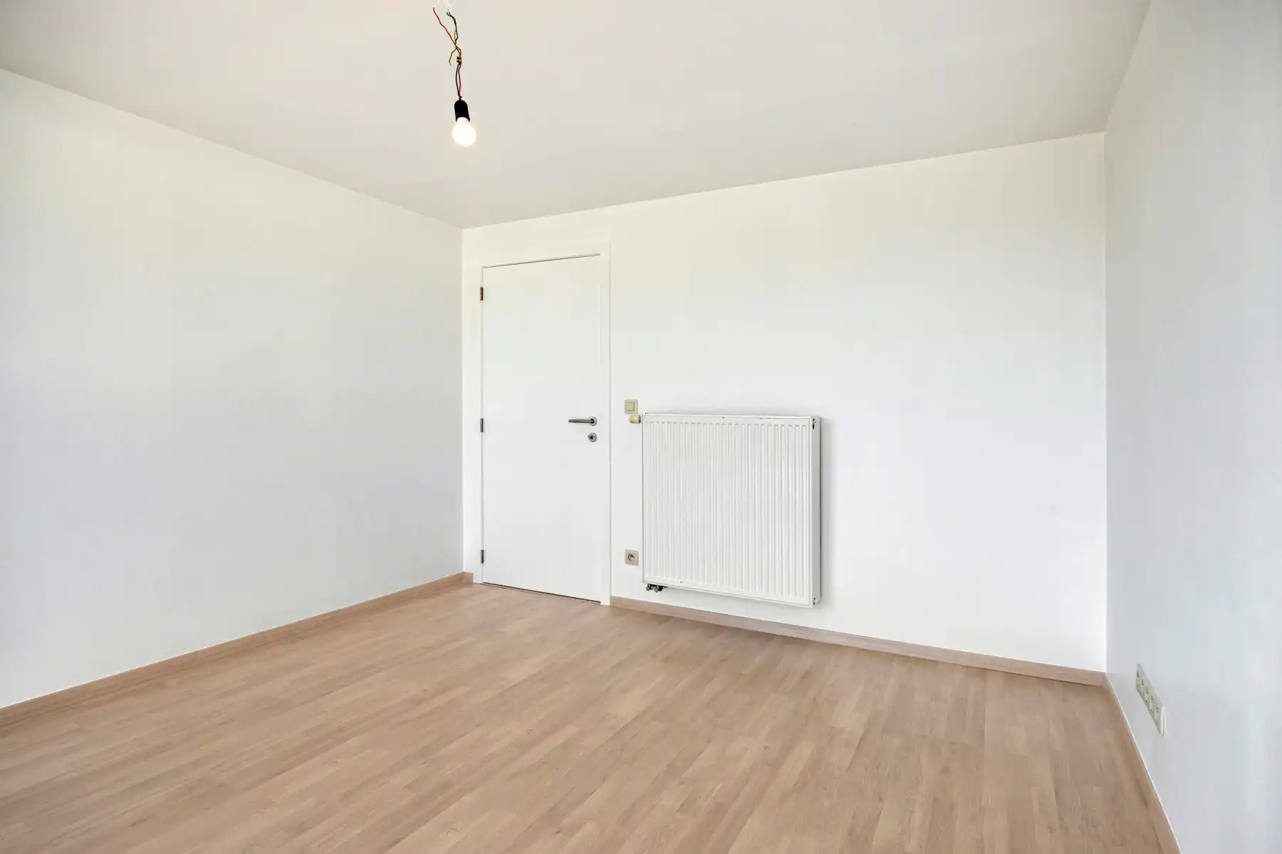 Gelijkvloers appartement - 2 slaapkamers - incl. 1 garage foto 7