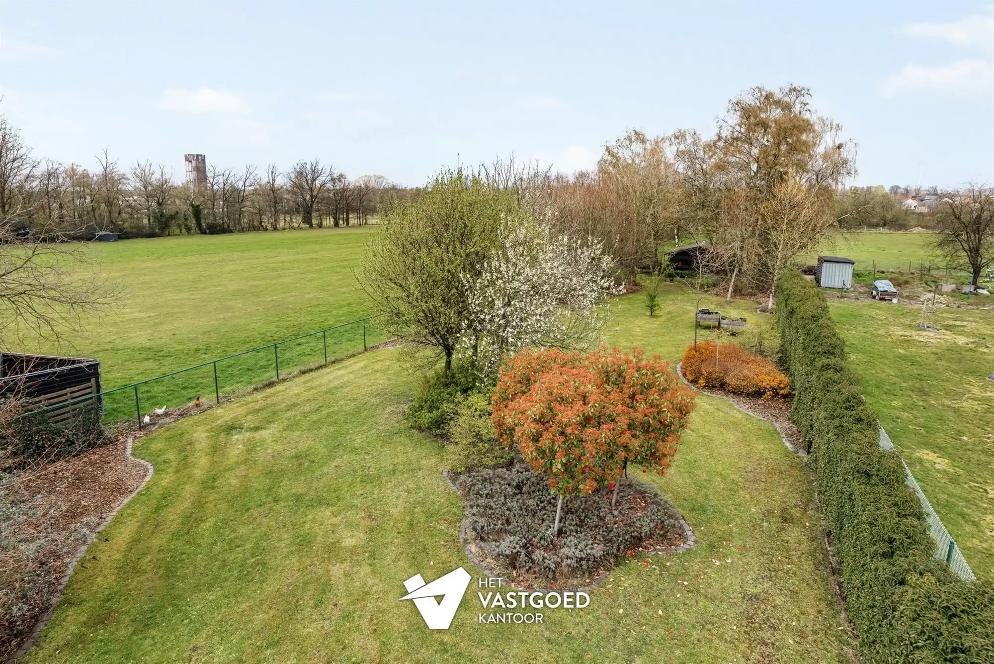 PERFECT ONDERHOUDEN WONING MET 6 SLAAPKAMERS EN WERKHUIS/GARAGE IN GROENE OMGEVING TE VIVERSEL foto 30