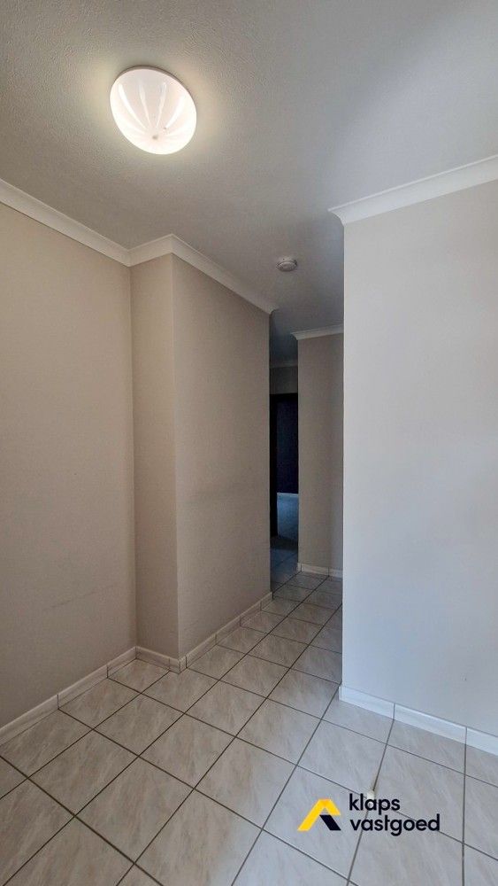 Knusse woning op 8 are in een rustige buurt. foto 11
