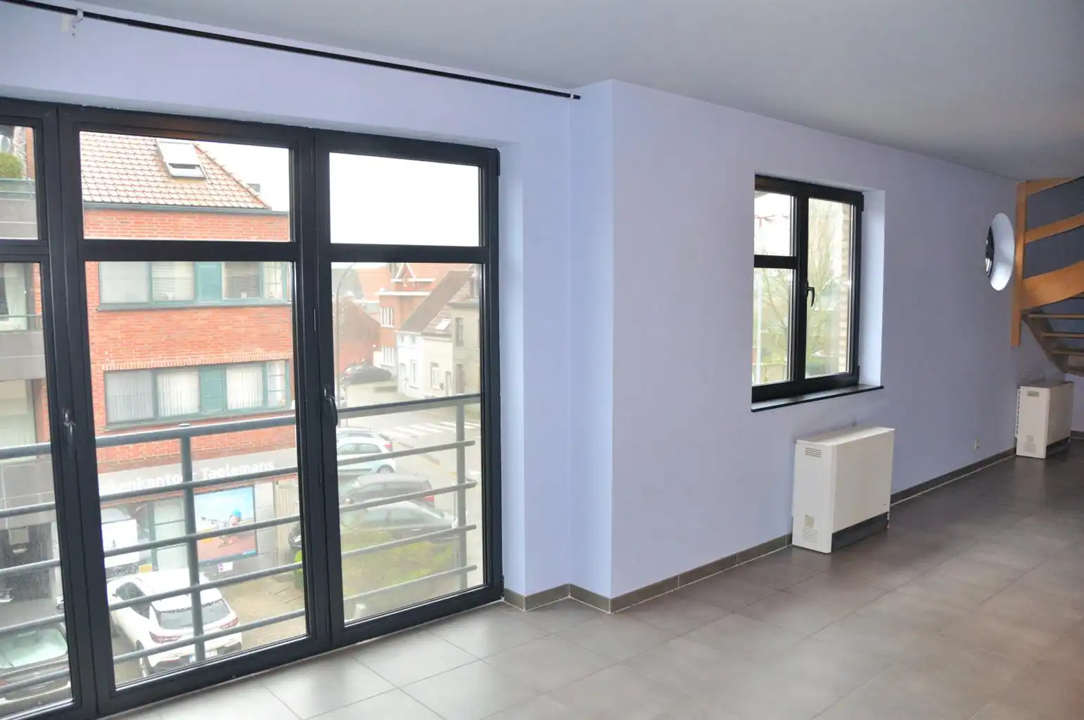 Centrum: instapklaar duplex-appartement met garagebox... foto 7