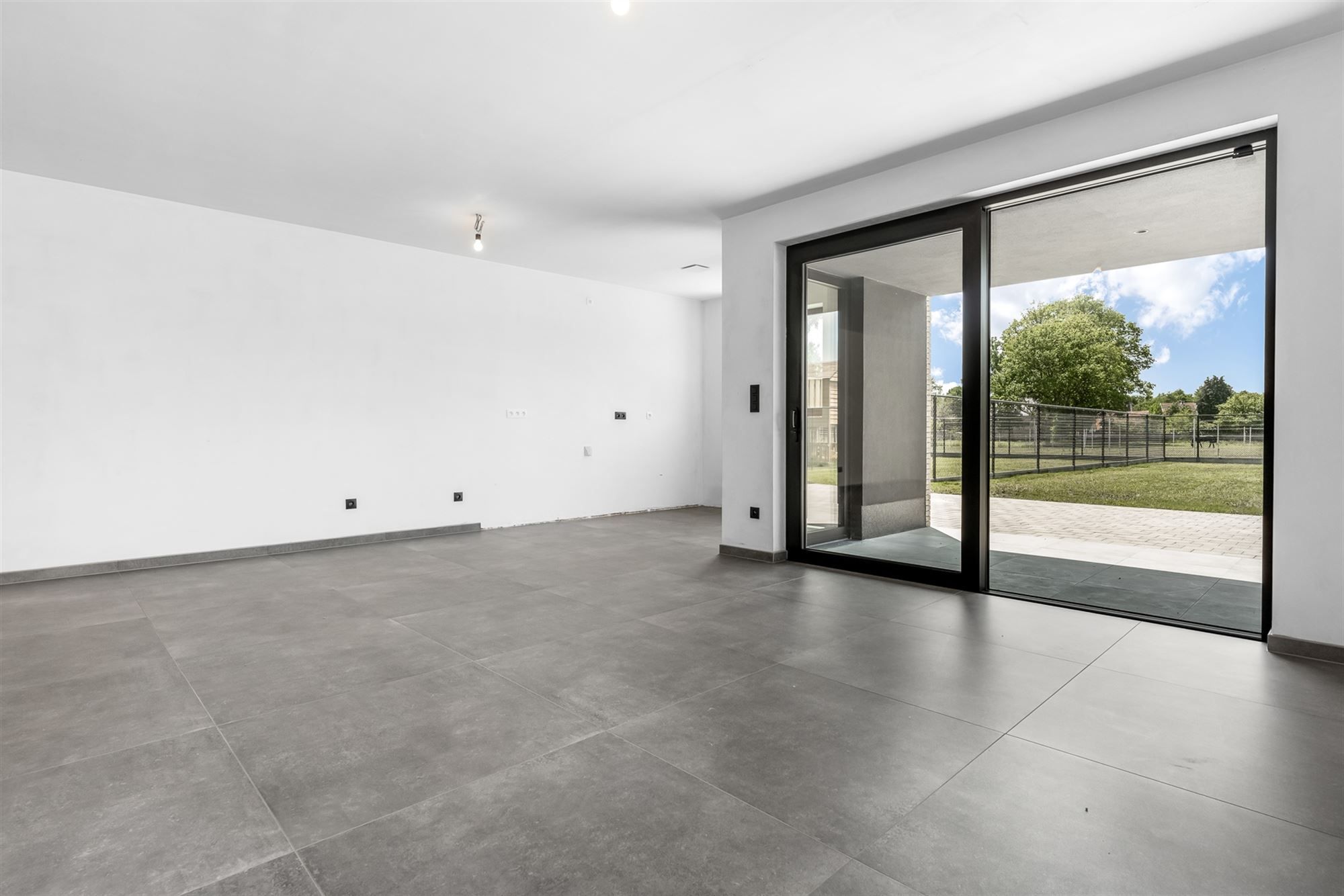 NIEUWBOUWWONING OP UITERST RUSTIGE DOCH CENTRAAL GELEGEN PERCEEL VAN CIRCA 500M² TE BEVERLO foto 6