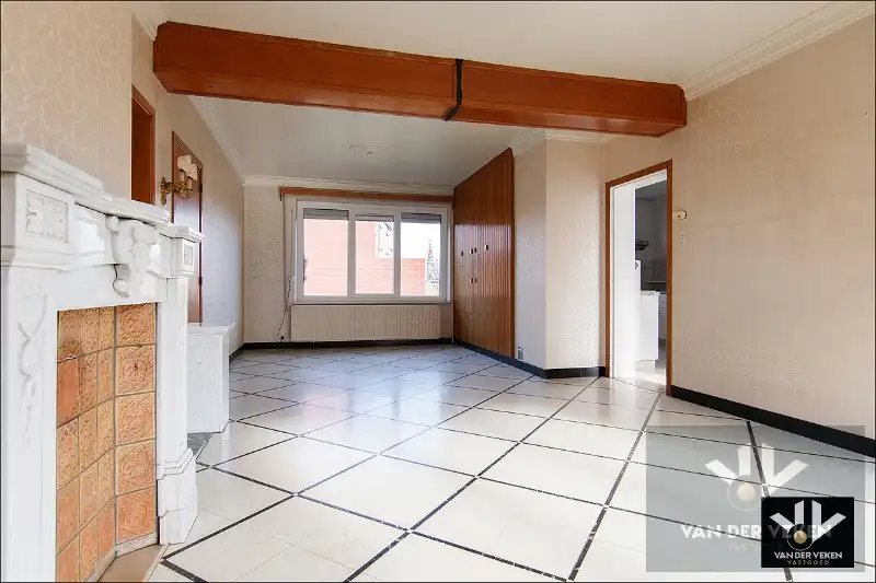 Multifunctioneel eigendom met 2 wooneenheden op een riant perceel van 21 aren 83 centiaren op een goed bereikbare, rustige locatie in Diepenbeek foto 12