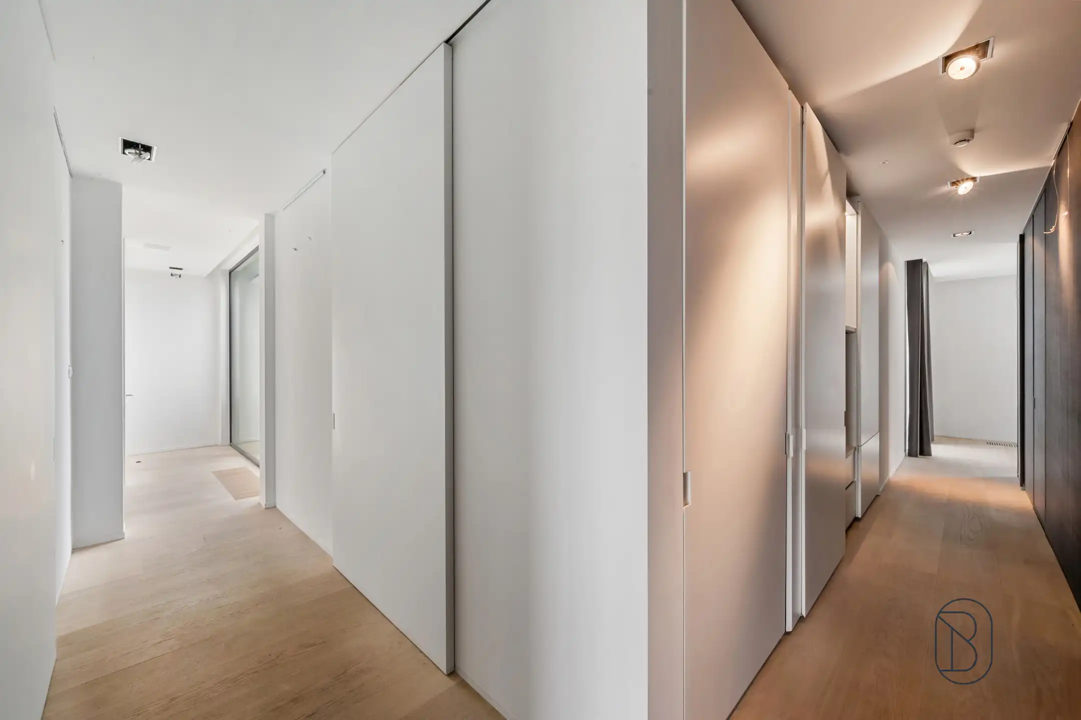 Topgelegen lichtrijke penthouse met prachtig terras foto 15