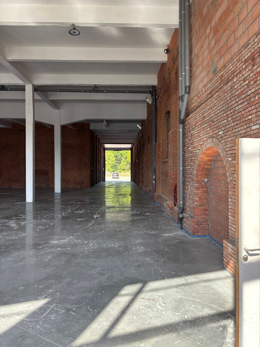 Opslagruimte van 650 m² met veel daglicht foto 9