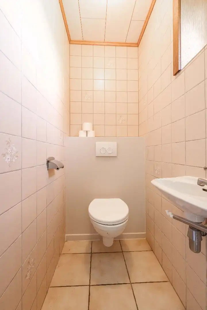 UNIEKE LANDELIJKE EIGENDOM MET WEILAND OP 1HA 35A 95CA foto 10