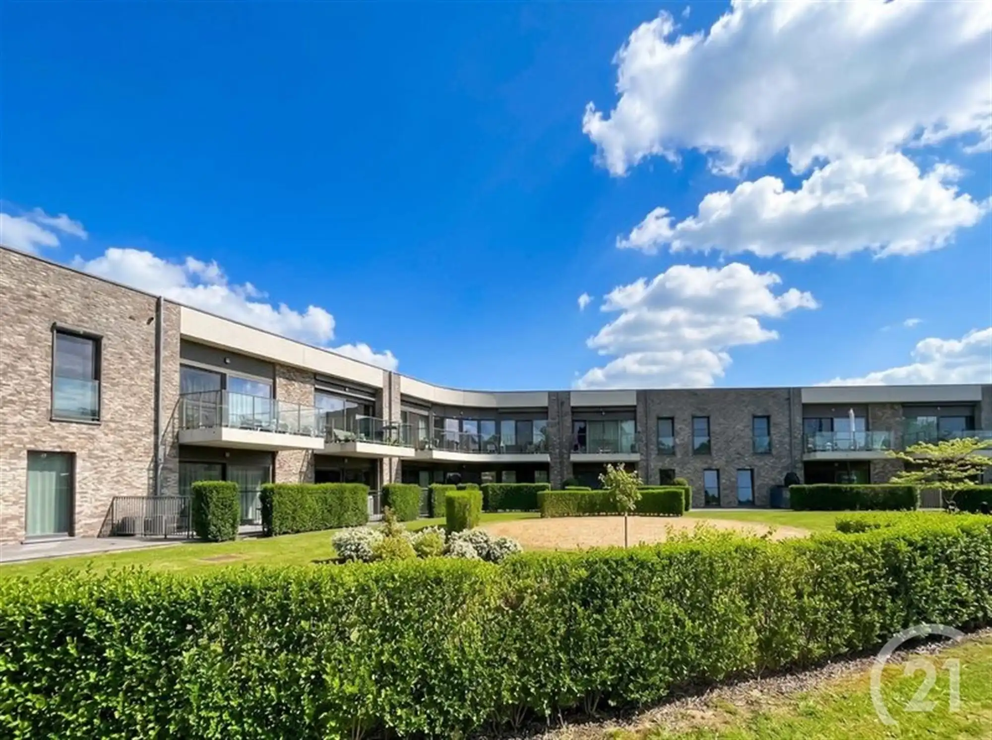 Gelijkvloers appartement te huur in Tildonk! foto {{pictureIndex}}