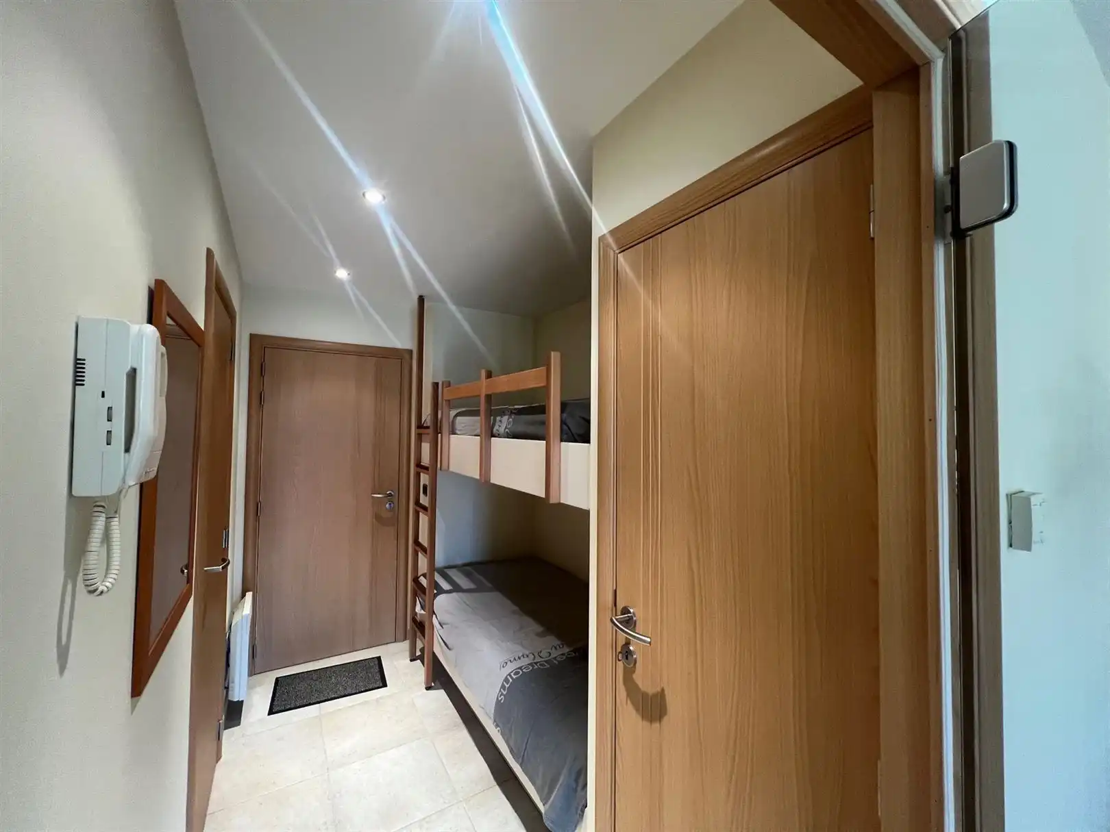 Prachtig gelegen studio in perfecte staat foto 14