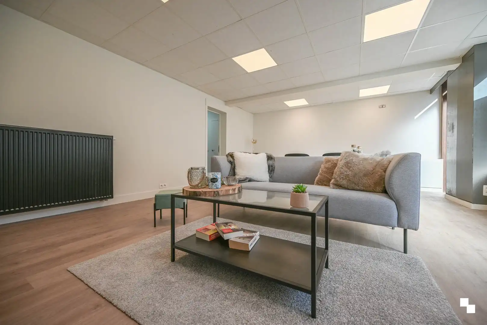 Gerenoveerde woning nabij centrum Izegem foto 28