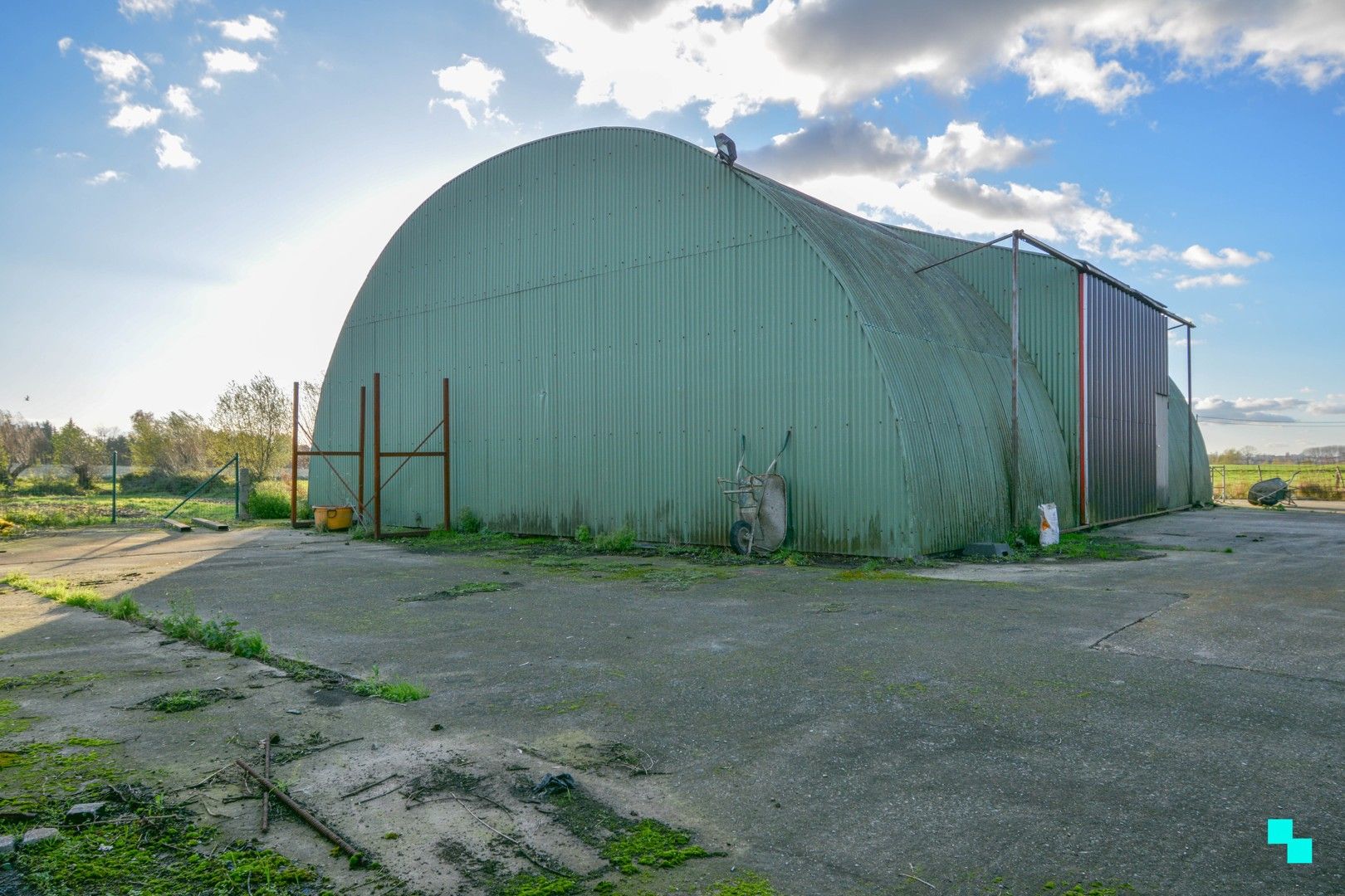 Te renoveren eengezinswoning met magazijn te Hooglede foto 29
