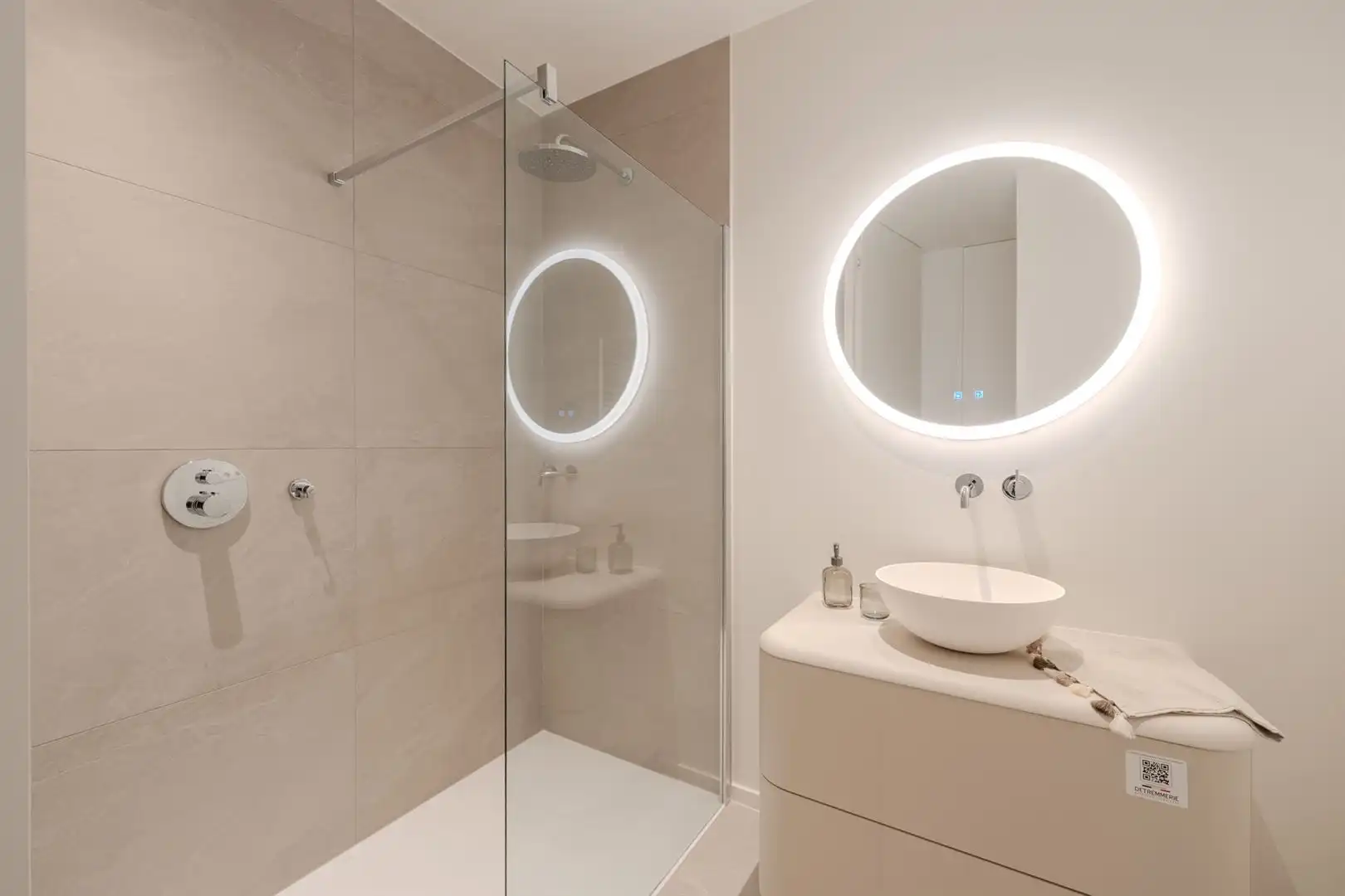 Instapklaar nieuwbouwappartement op de Zeedijk !  foto 12