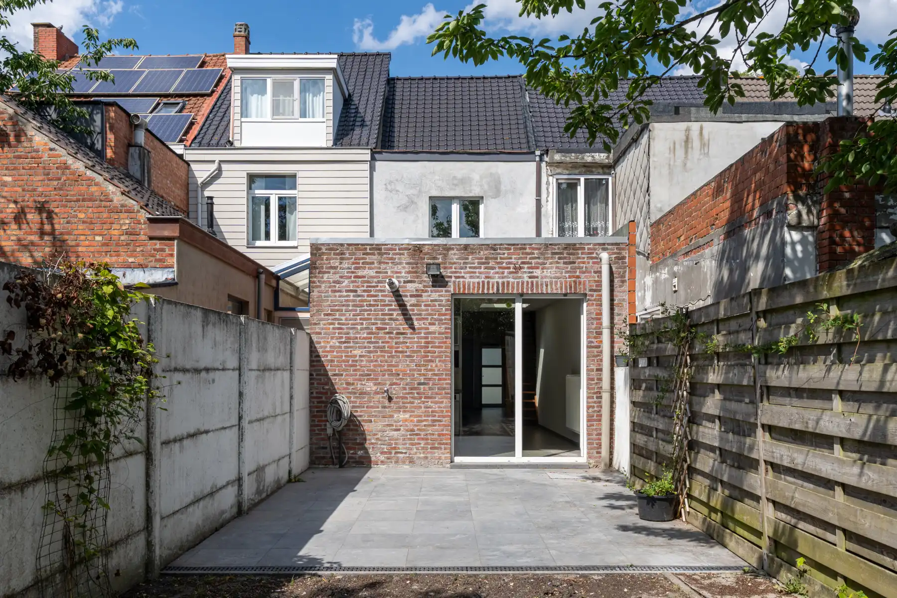 Instapklare starterswoning met 3 slks. centrum Lokeren foto 27