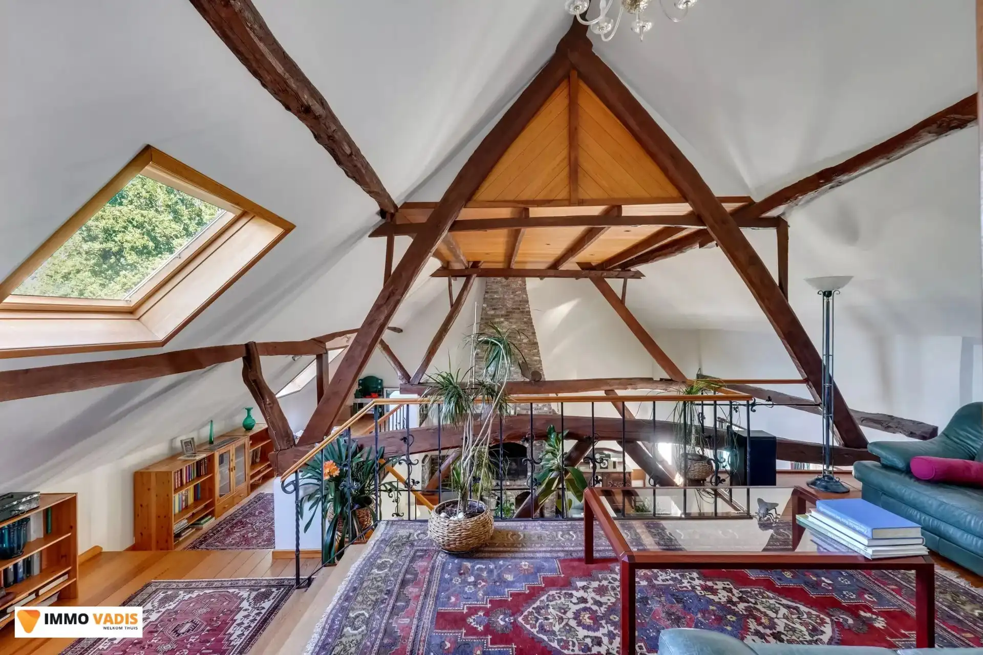 Wonen in alle rust: Uniek landhuis omringd door natuur foto 7