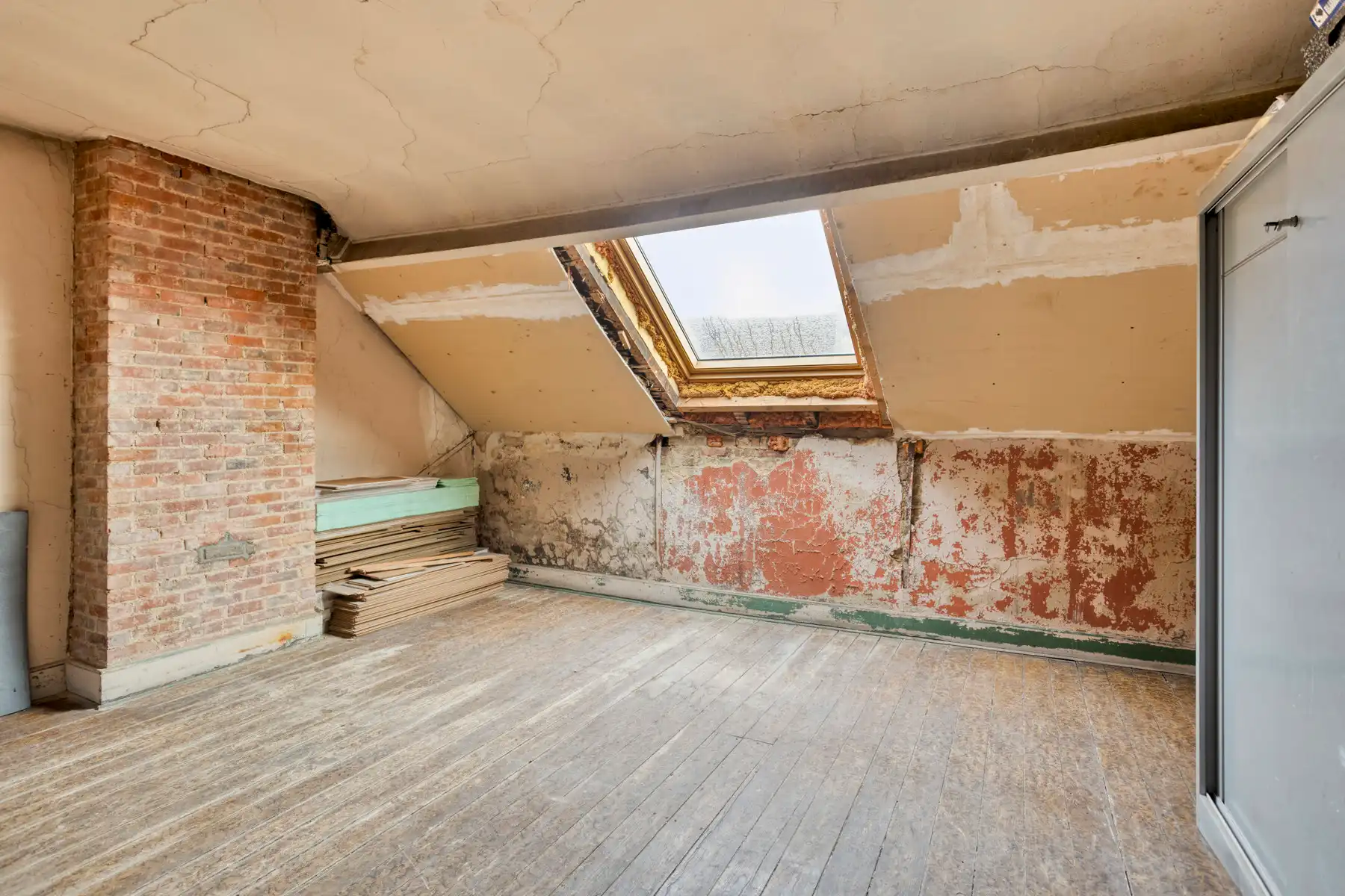 Woning met 6 slaapkamers. foto 19