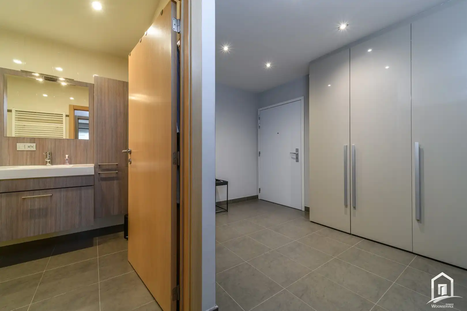 Zeer mooi en gunstig gelegen appartement in hartje Ninove foto 14
