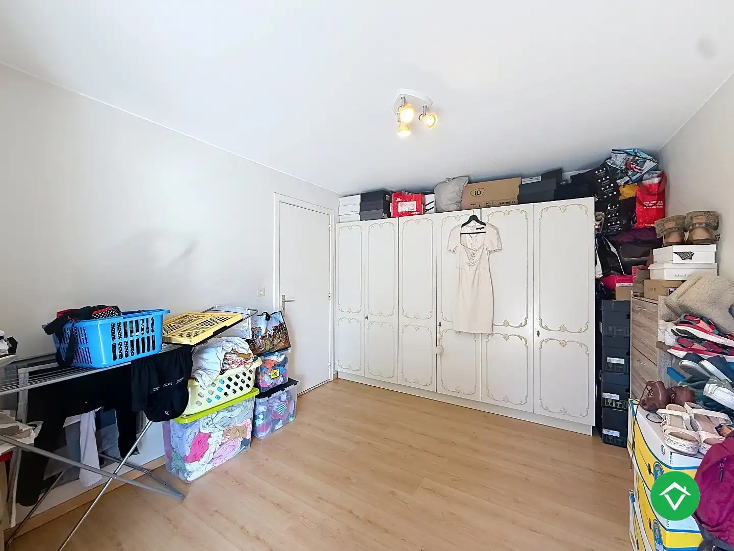 Appartement met 2 slaapkamers en garage te Roeselare foto 14