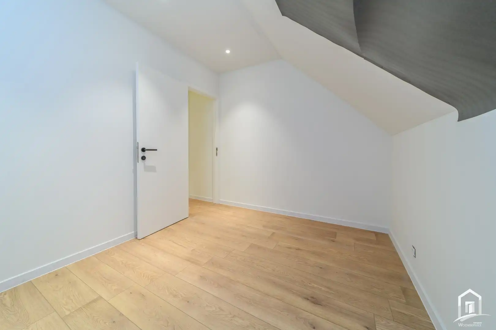 Modern, gerenoveerde gezinswoning te Ninove foto 19