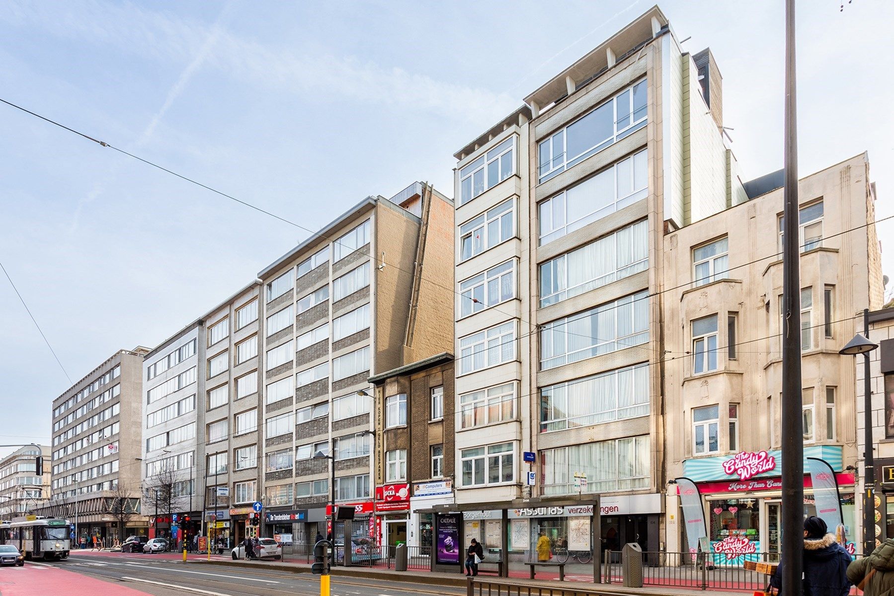 Ruim appartement met 2 slaapkamers en terras foto 12