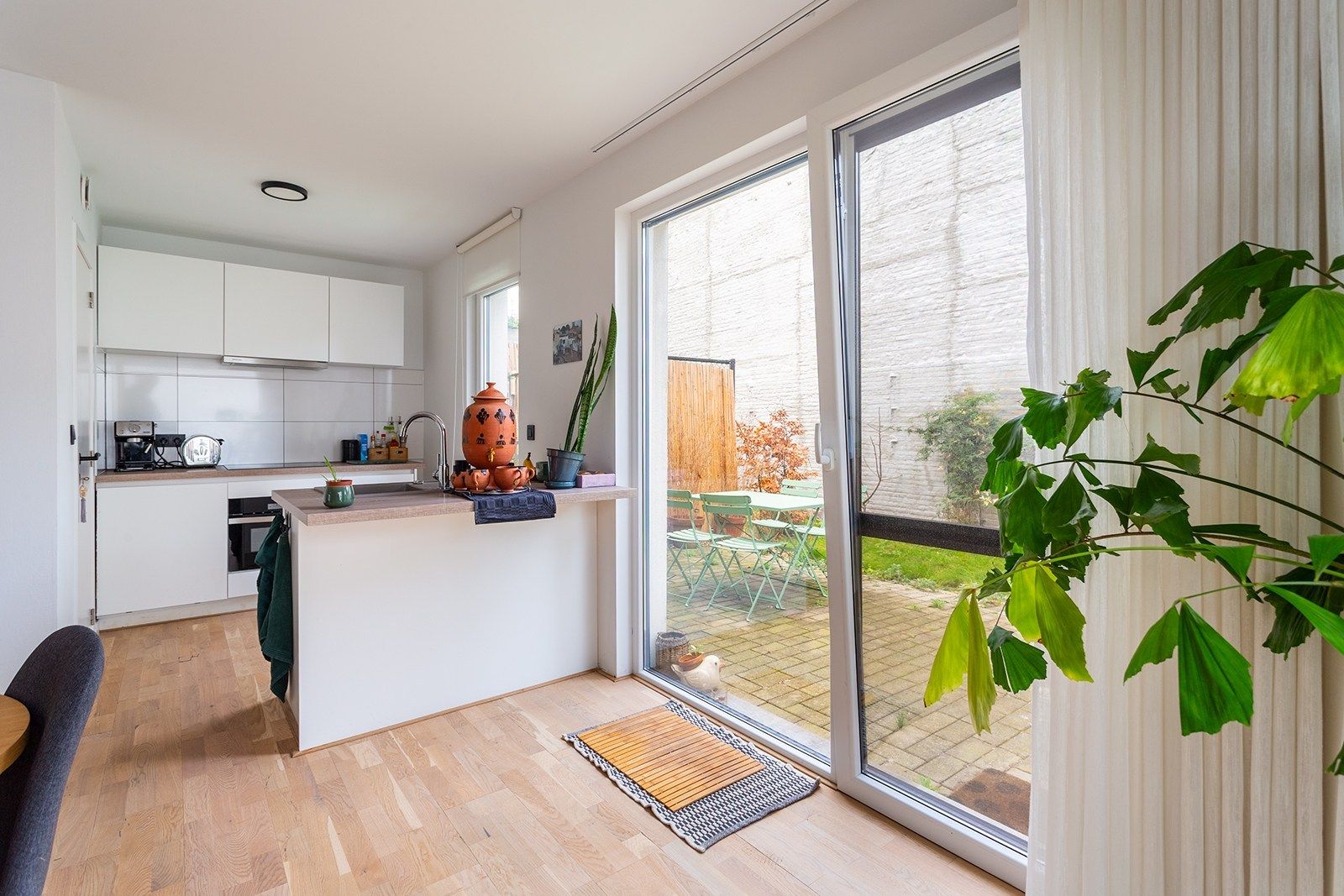 Prachtige gemeubelde woning met tuin foto 6