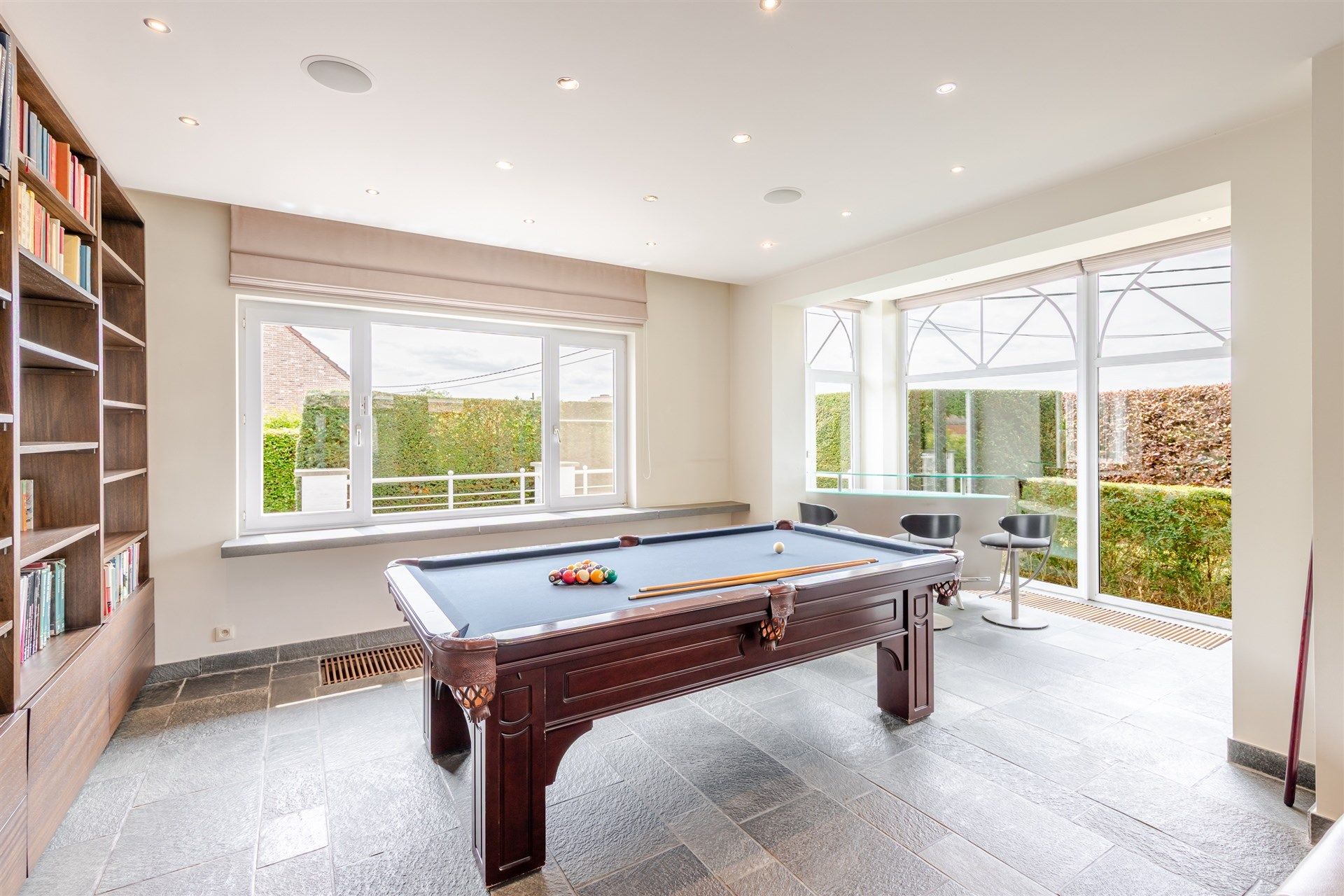 Charmante villa met 3 slks en tuin op groot perceel foto 9