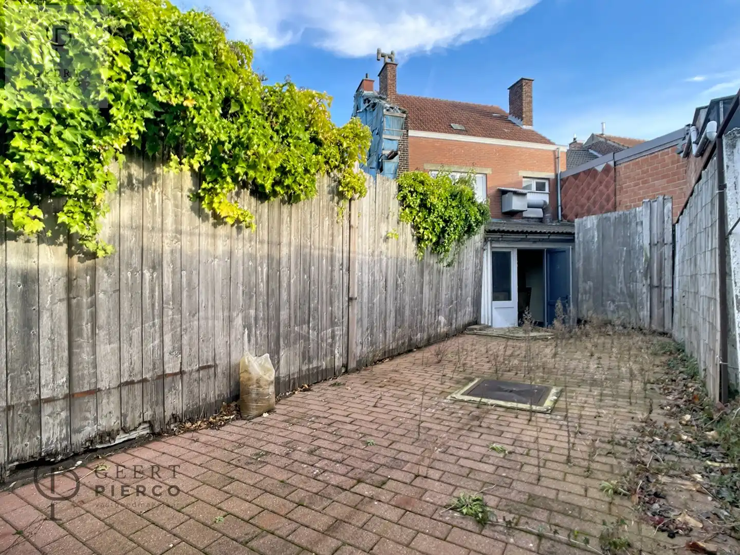 Handelspand  met woonst foto 19