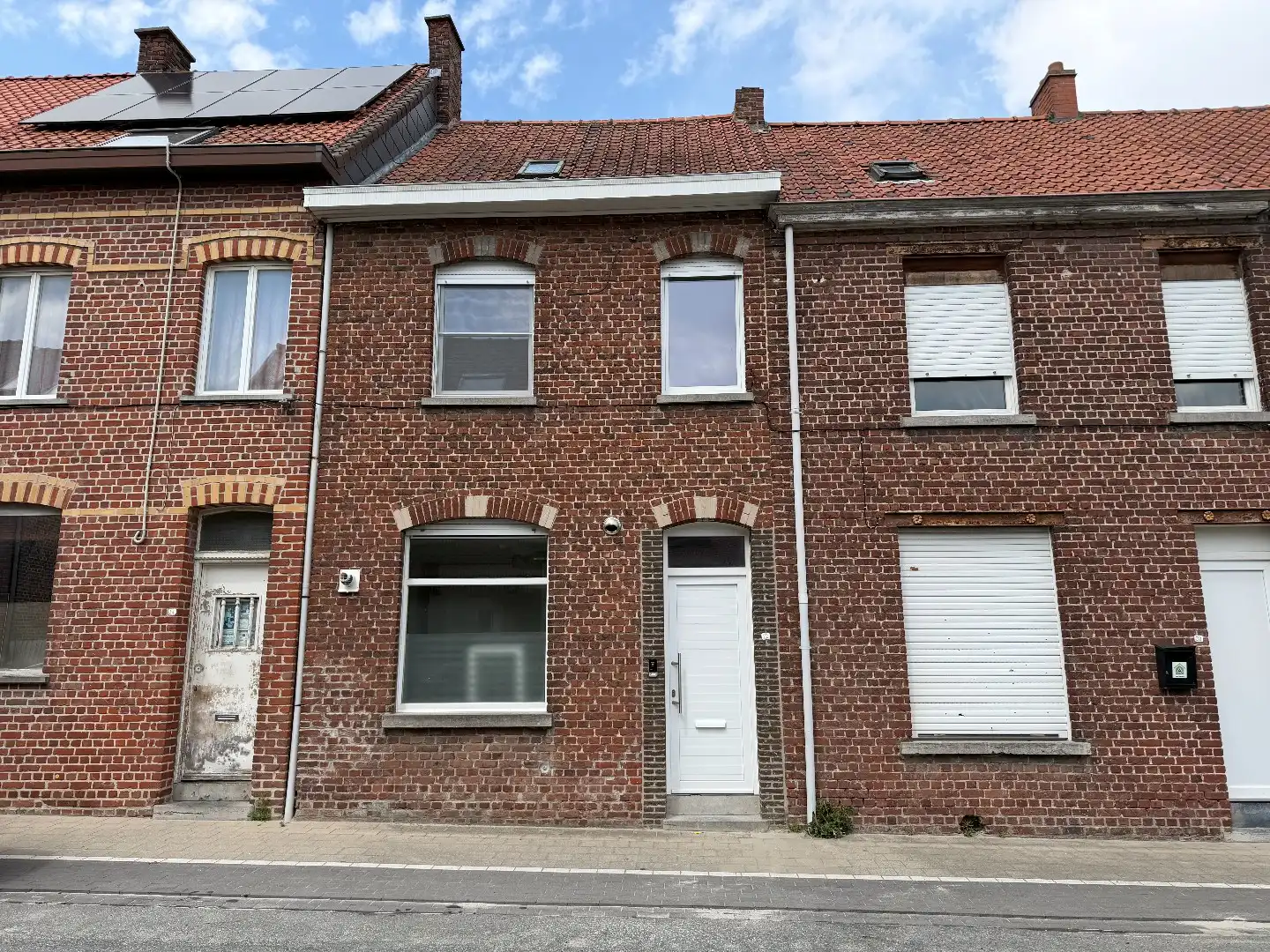 Gerenoveerde rijwoning met 2 slaapkamers! foto 24