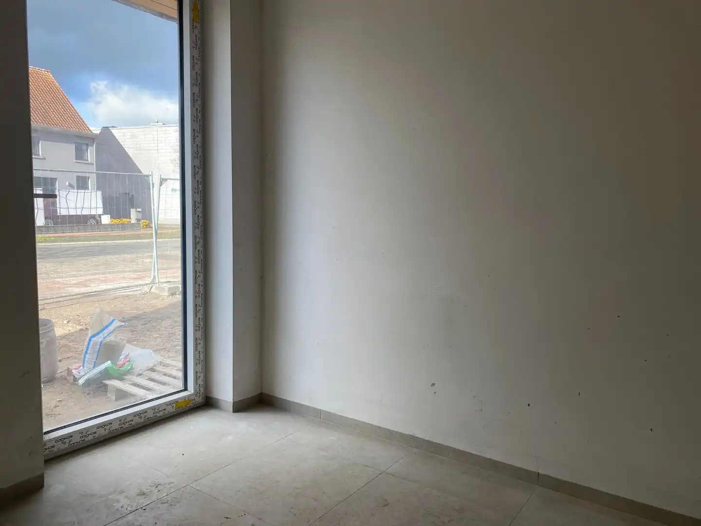 Moderne, energiezuinige nieuwbouwwoning met 4 slaapkamers, tuin en garage foto 6