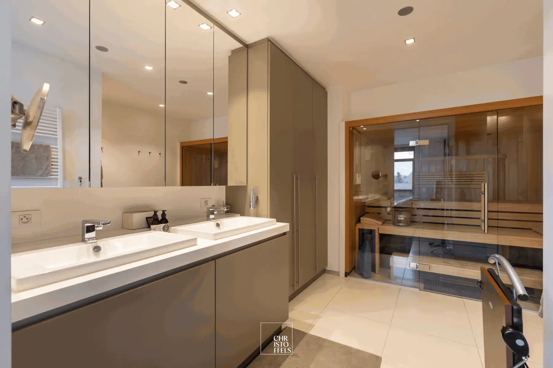  Stijlvol penthouse van 200 m² met ca. 100 m² terrassen in Oud-Rekem foto 7