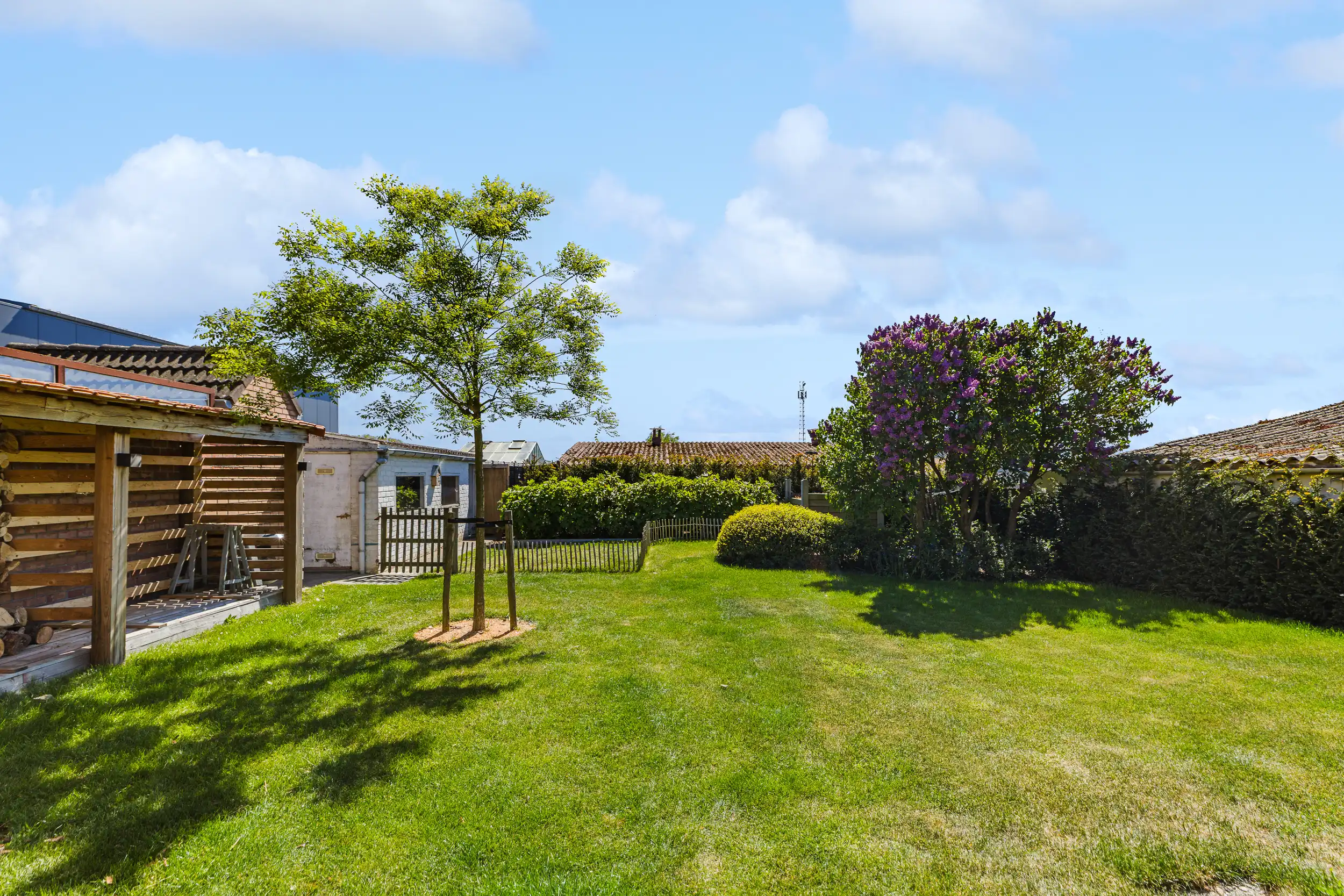 Gelijkvloers wonen met tuin en potentieel foto 17