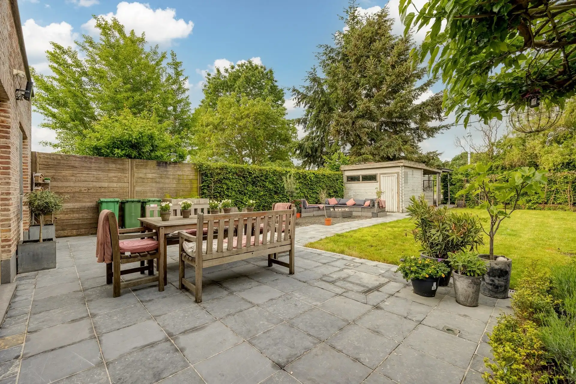 Ruime HOB met 5 slaapkamers en tuin foto 26