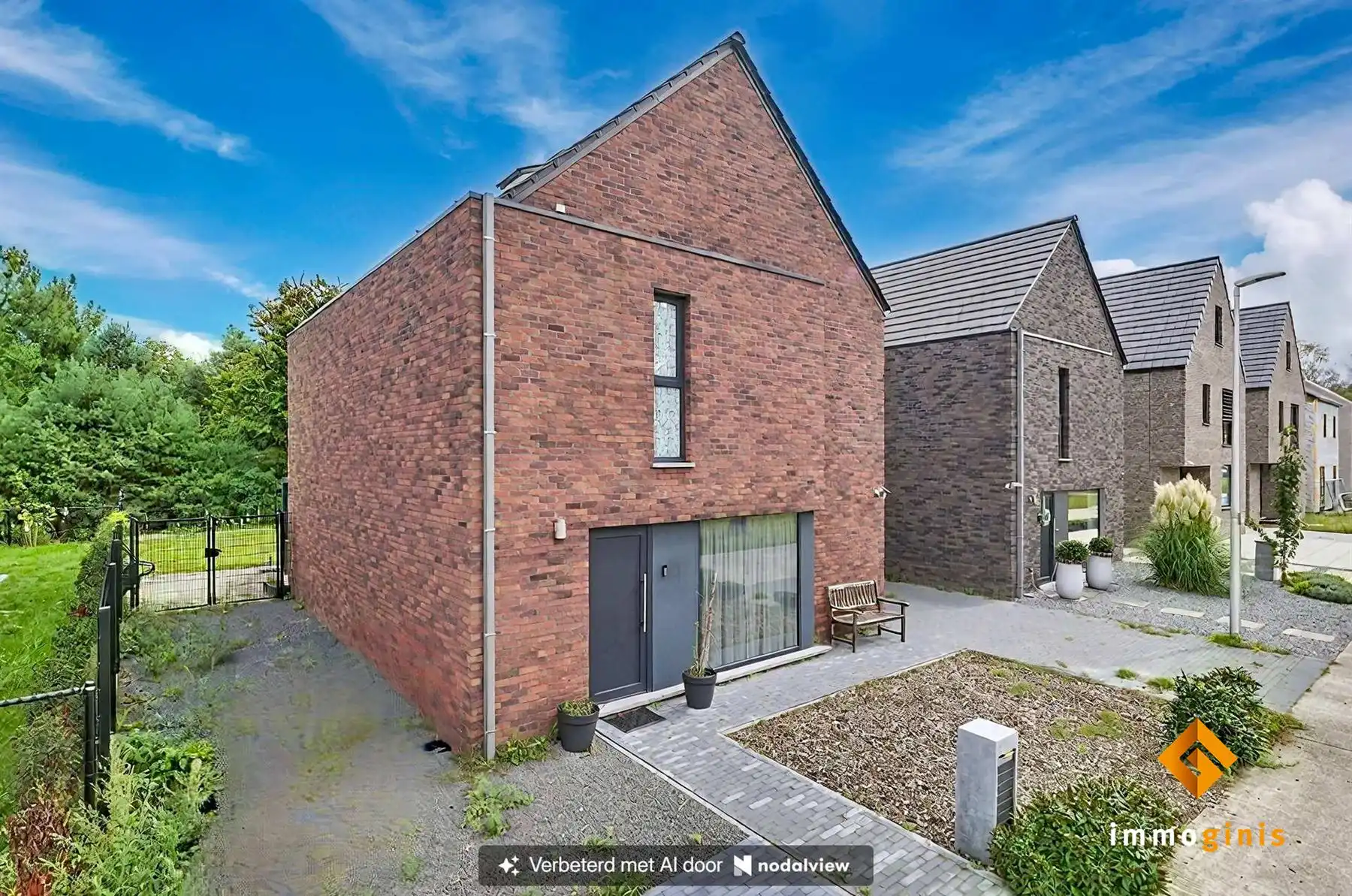 Recente woning met 3 slaapkamers op een mooi perceel van 4a12ca, in een rustige, kindvriendelijke en groene omgeving. foto 2