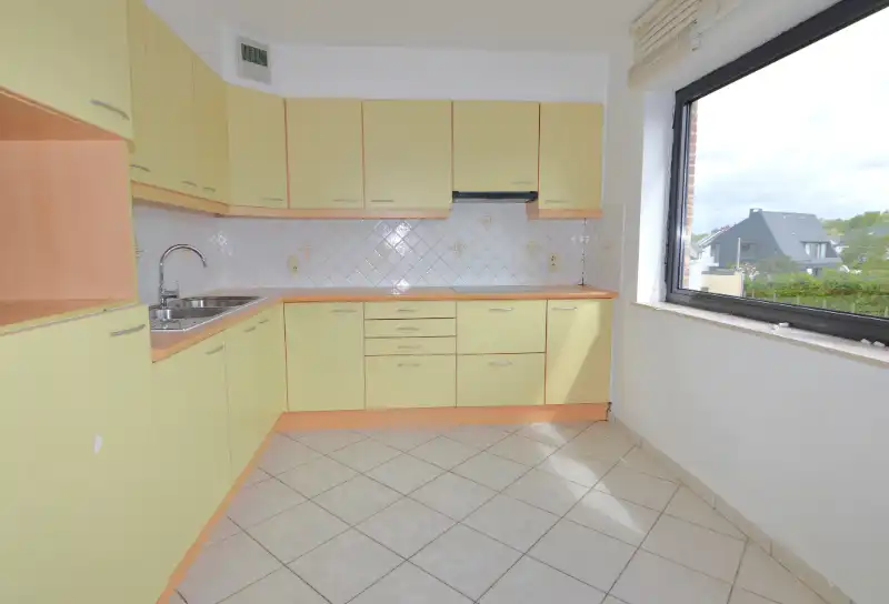 Appartement te Heffen foto 4