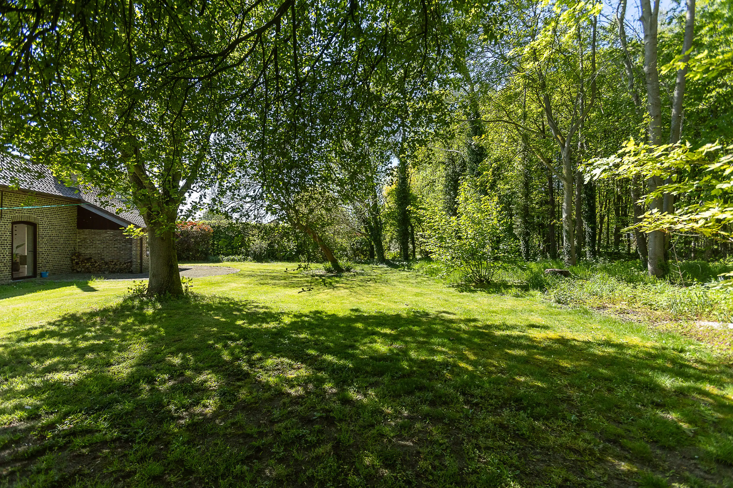 Exclusief wonen - karaktervolle villa op 3.296 m² groen foto 27