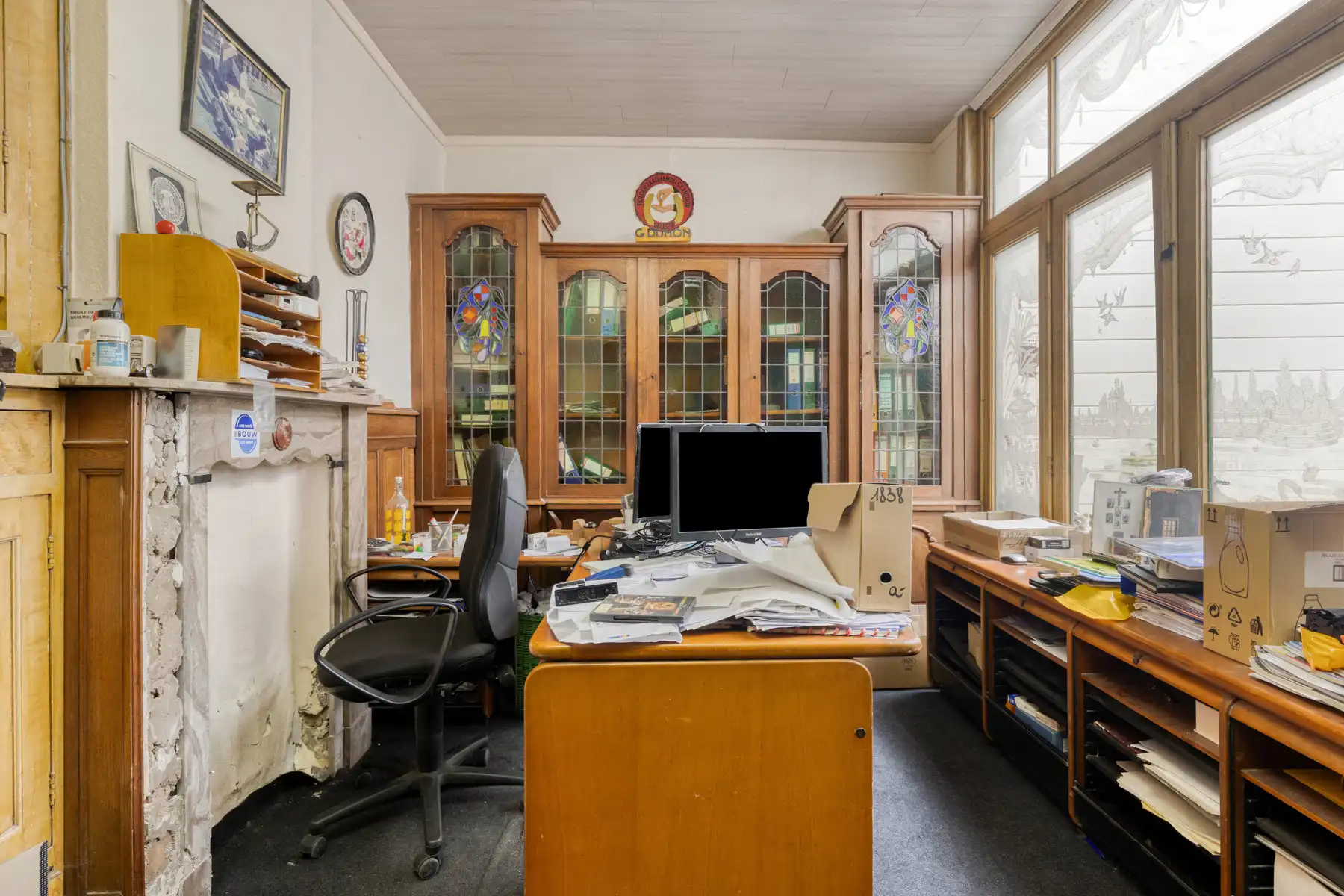 Neogotisch herenhuis op uitzonderlijke locatie foto 9