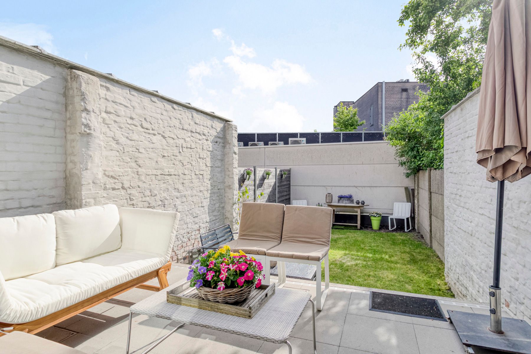 Volledig gerenoveerde stadswoning met tuin en EPC-label A foto 13