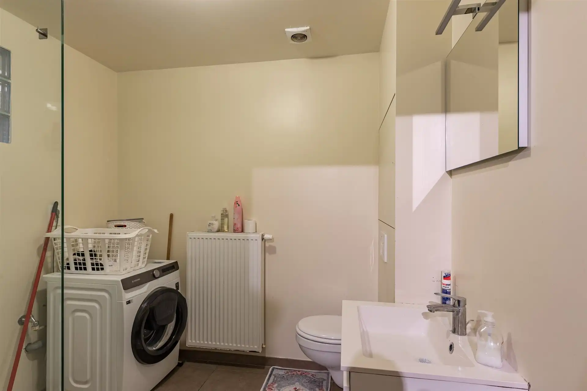 Energiezuinig 2 slaapkamer appartement met garage in Wetteren foto 13