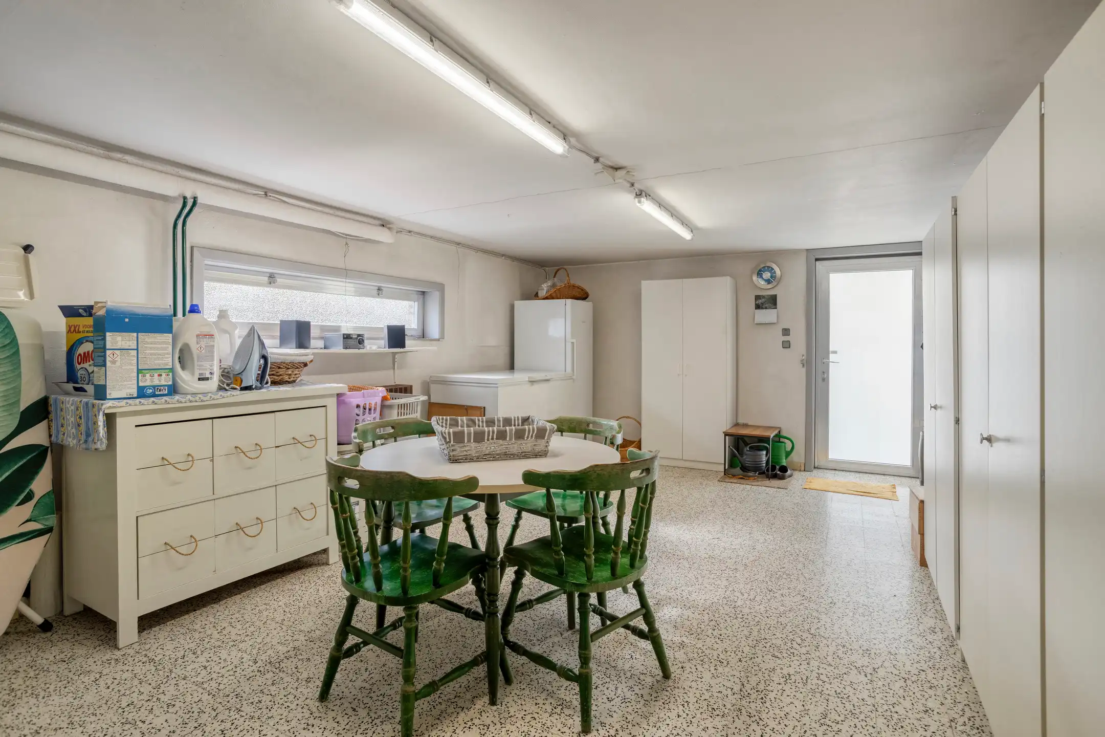 Perfect onderhouden woning met 3 slaapkamers op 8 are foto 26