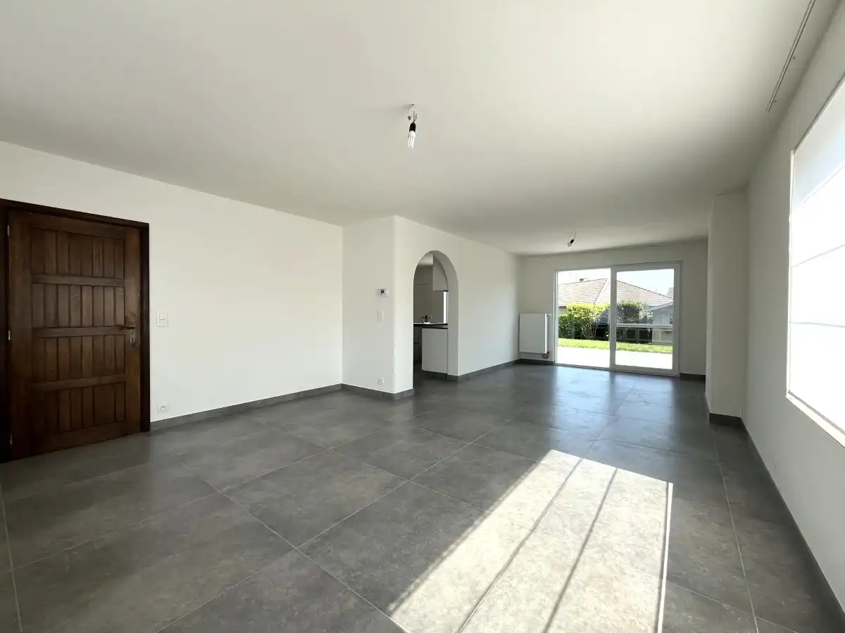 Moorslede - Instapklare gezinswoning met garage, tuin en gelijkvloerse slaapkamer foto 4