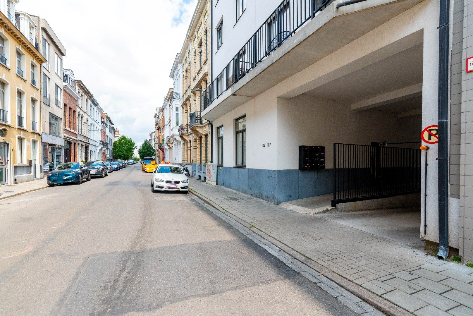 Autostaanplaatsen te Haantjeslei foto 7