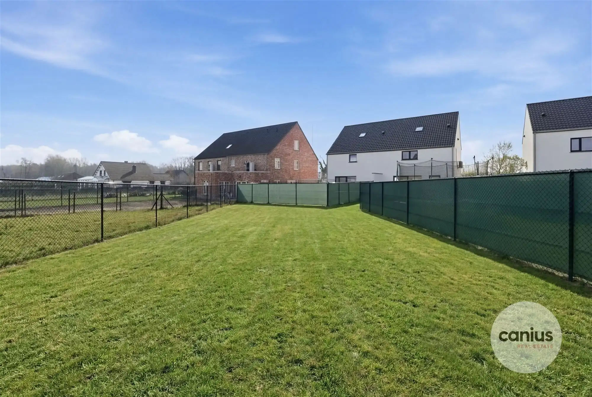 MODERNE WONING MET 3 SLKS & TUIN foto 18