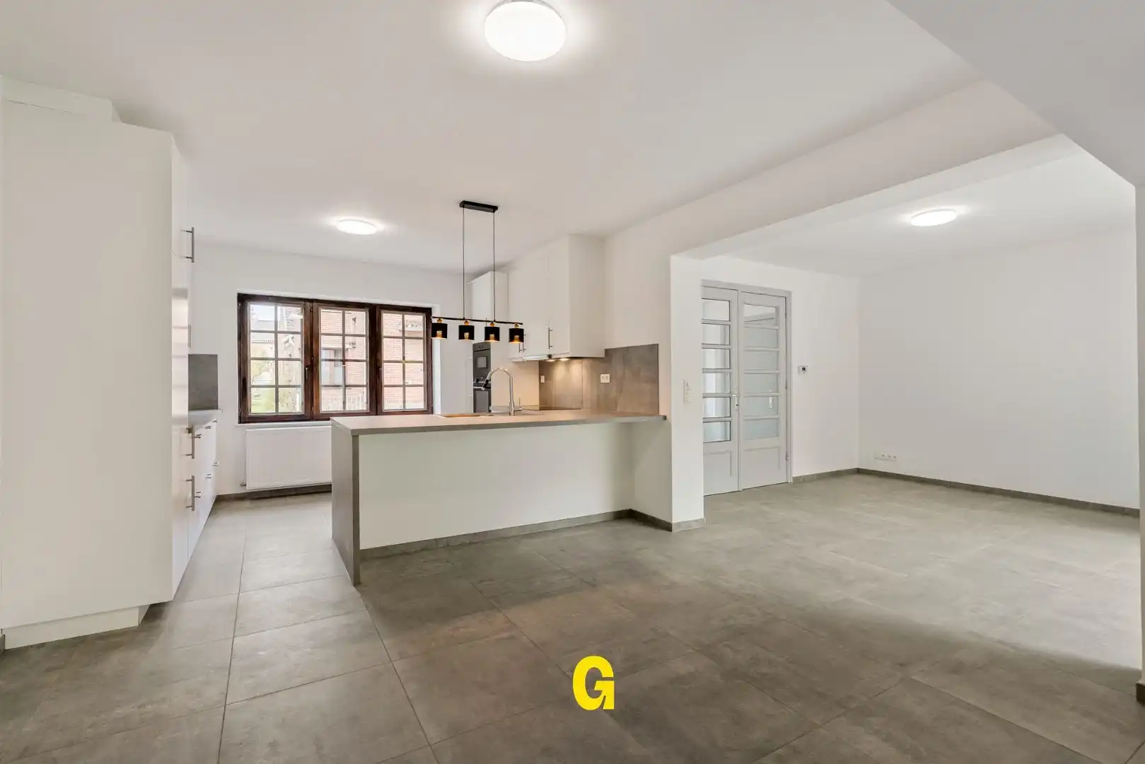 Vakkundig gerenoveerde woning met binnenkoer, tuin en bijgebouwen op 4a 62ca - EPC label B foto 9