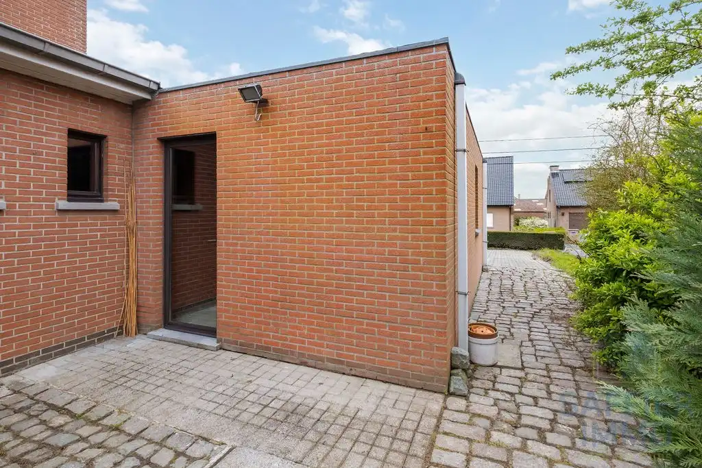 Rustig gelegen woning met prachtig zicht op een perceel van 1.576 m² foto 23