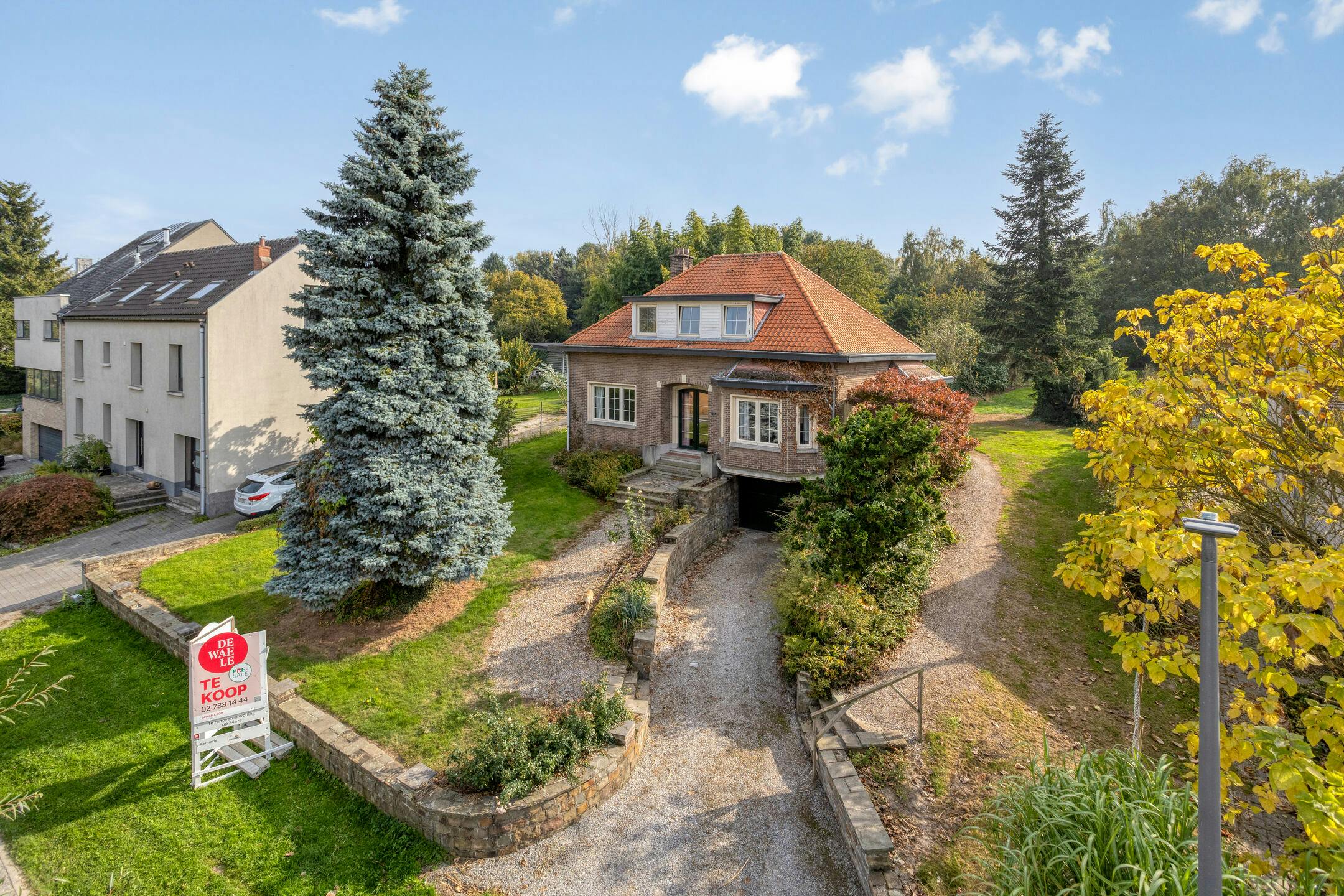 Te Renoveren viergevelwoning op 23are op een top locatie in Grimbergen! foto 5