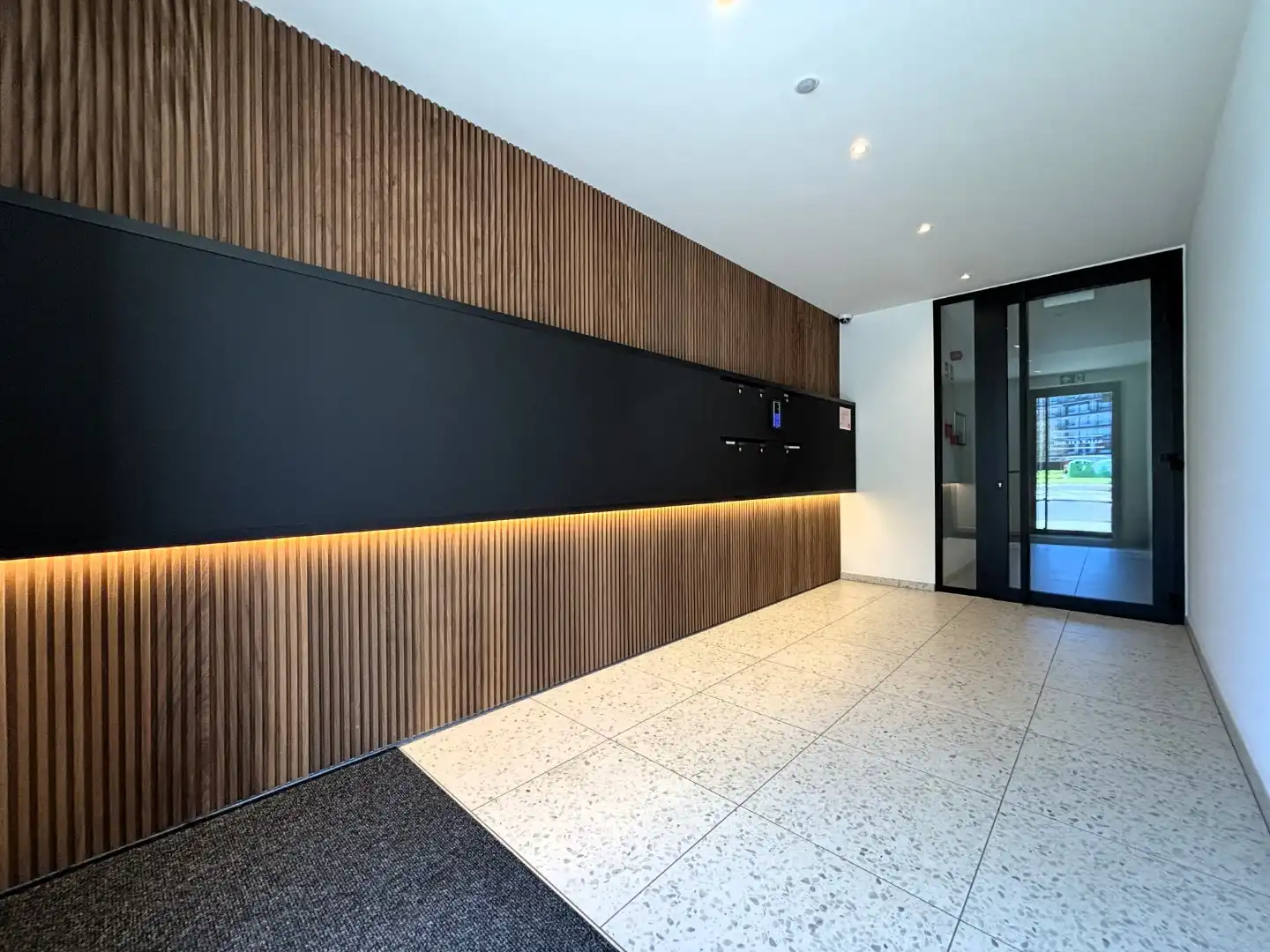 Nieuwbouwappartement te huur centrum Roeselare foto 2