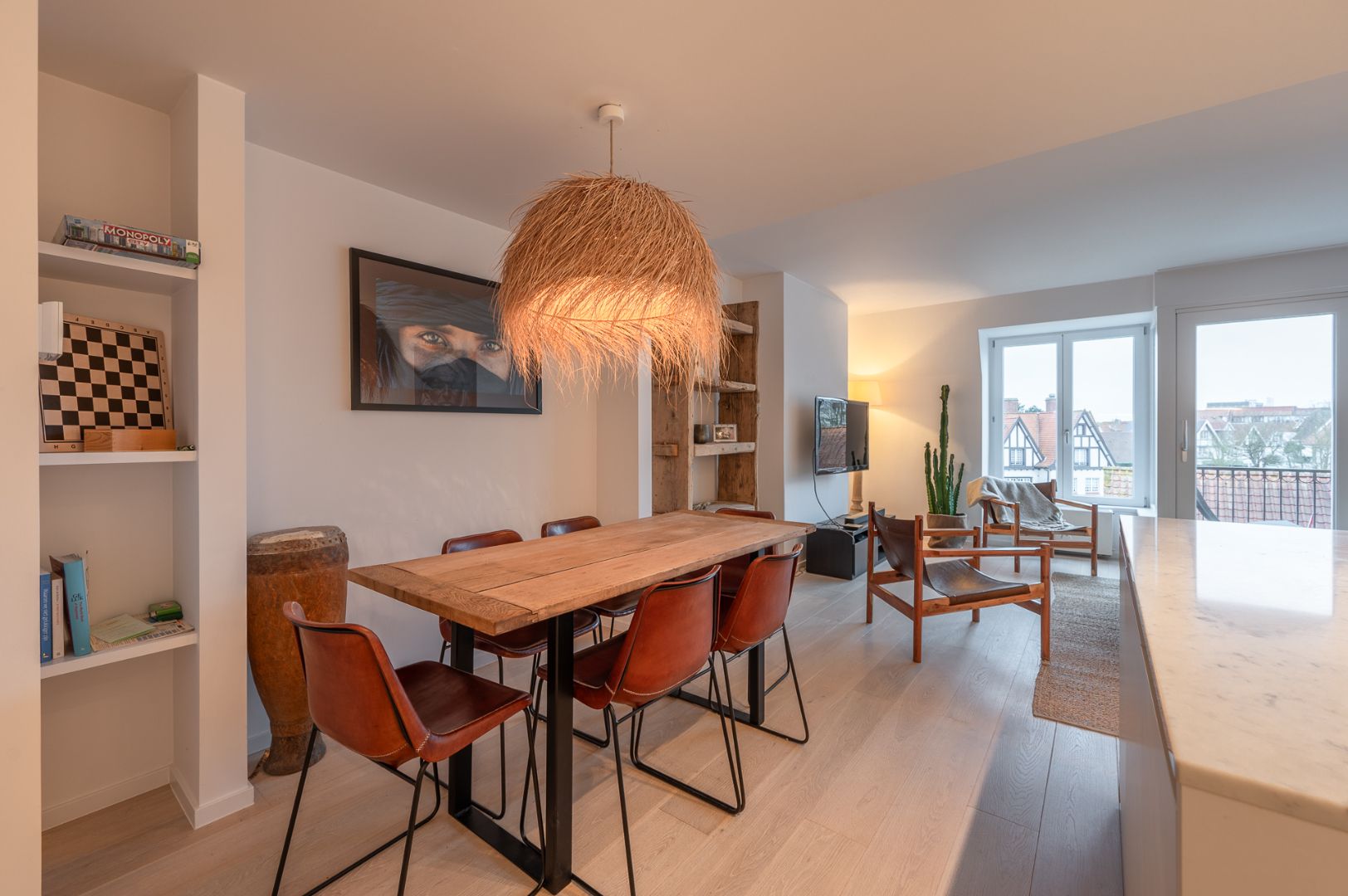 Stijlvol gerenoveerd 2-slaapkamerappartement op een absolute toplocatie foto 6