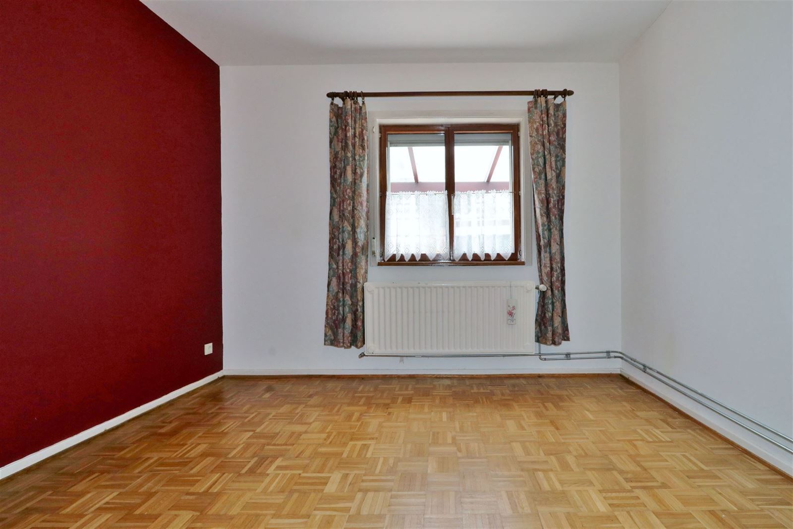 Opbrengstwoning met 2 appartementen en 3 garageboxen foto 7