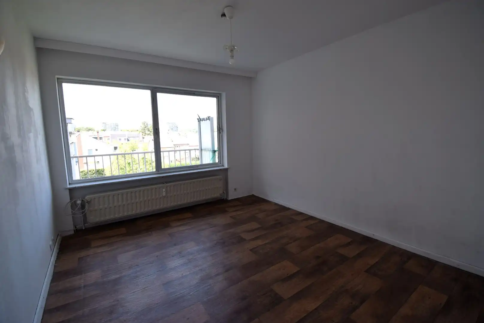 Appartement 2 slaapkamers met terras, kelder en autostaanplaats foto 6